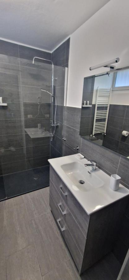 Lake House - Milano 3 Apartman Basiglio Kültér fotó